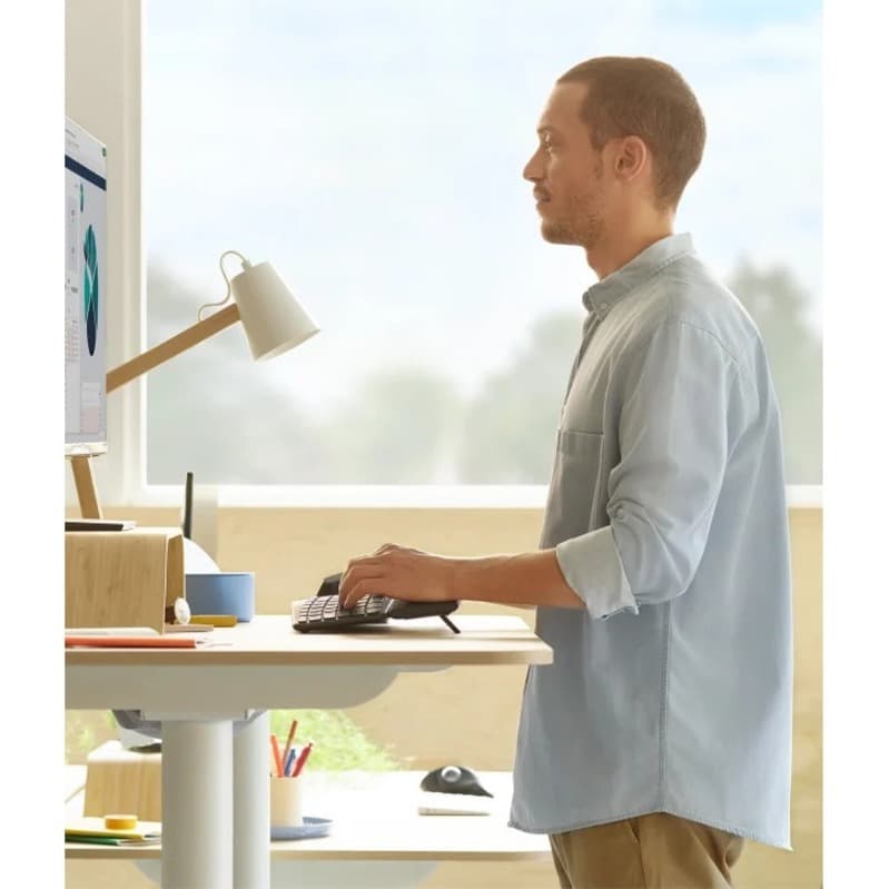 Logitech ERGO K860 Spanish split ergonomic wireless keyboard with curved keyframe