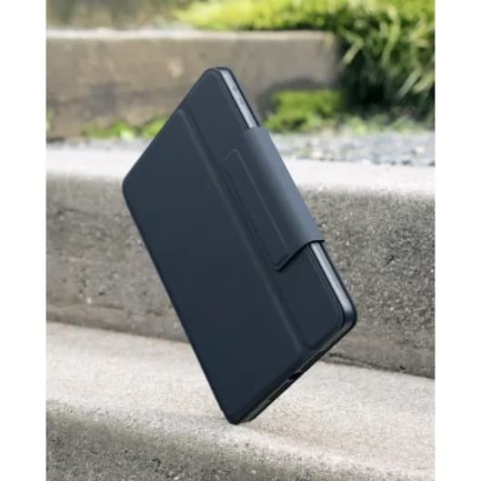 Logitech Rugged Combo 3 Touch keyboard case for iPad 7th, 8th, and 9th generation in blue