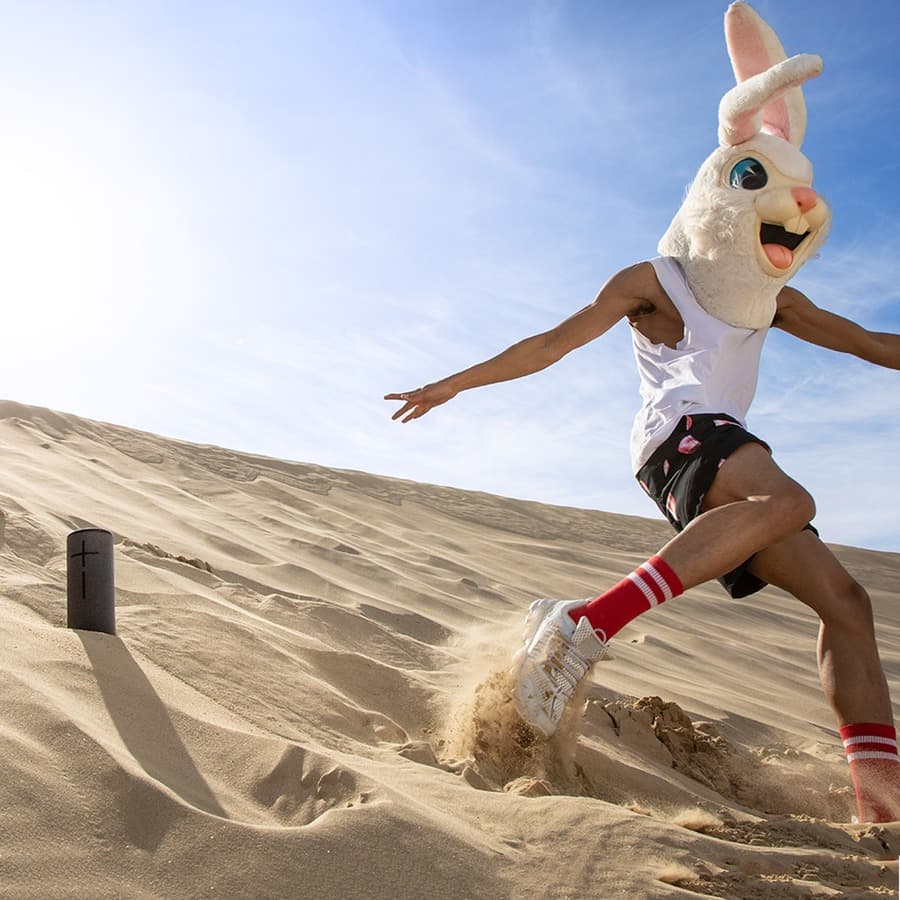 Logitech Ultimate Ears MEGABOOM 3 portable Bluetooth speaker in Sunset Red