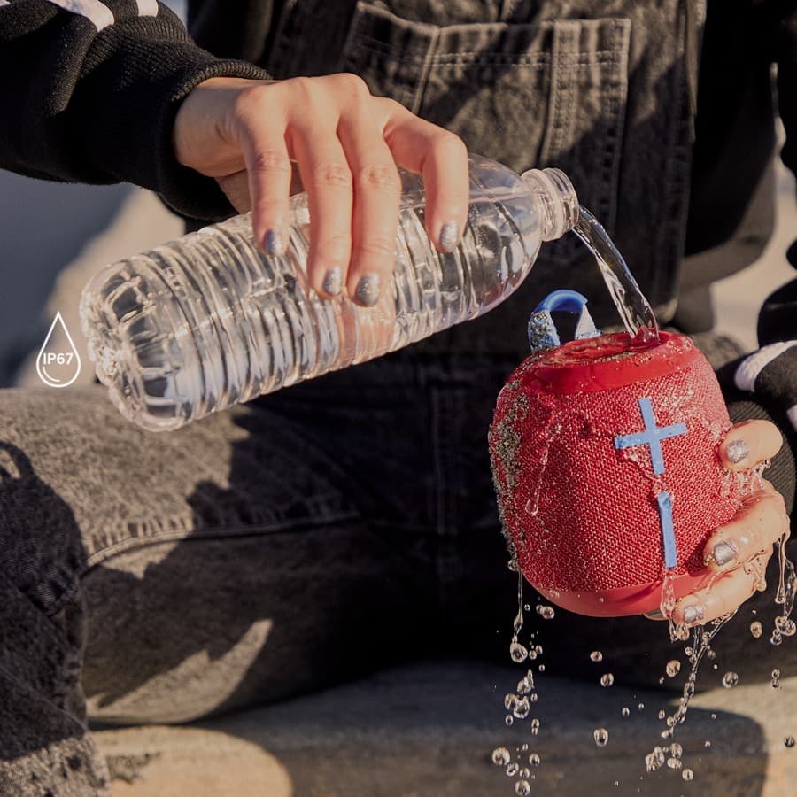 Ultimate Ears WONDERBOOM 2 Radical Red portable Bluetooth speaker