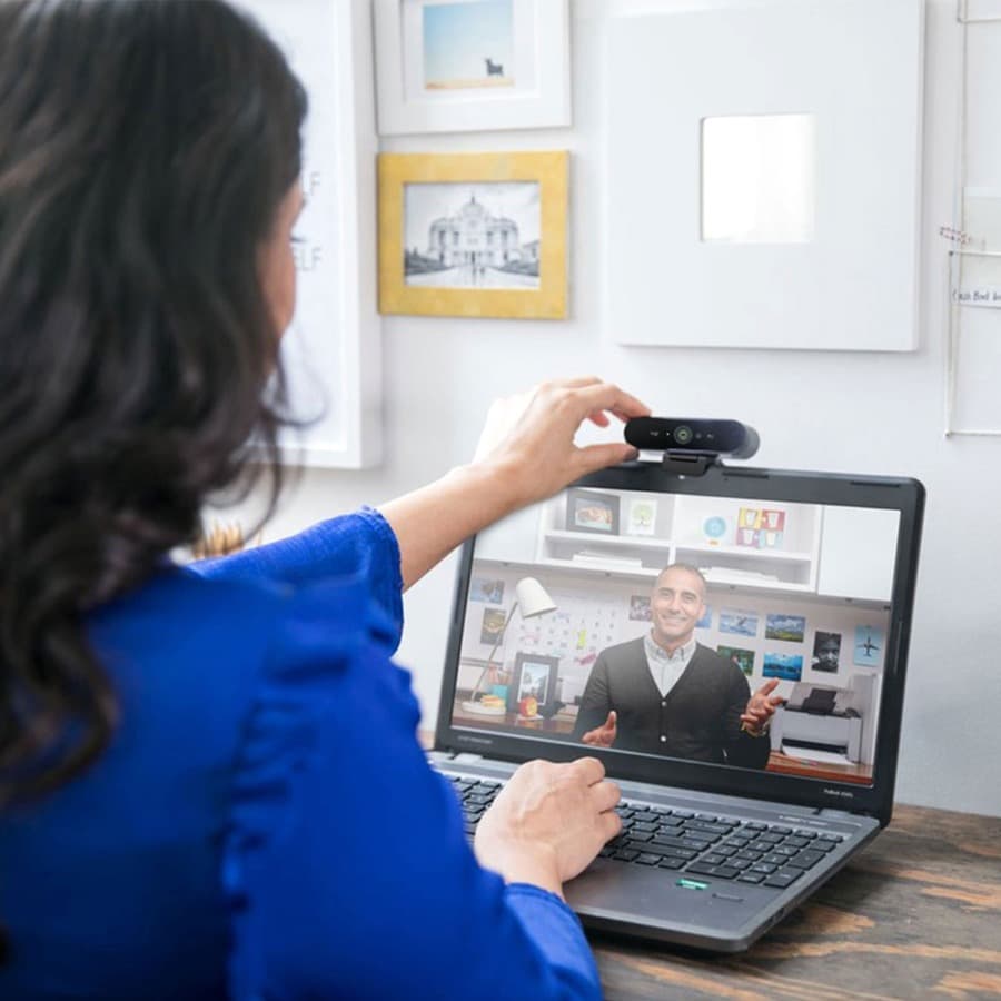 Logitech BRIO 4K Graphite webcam with 4K video, autofocus, and HDR support