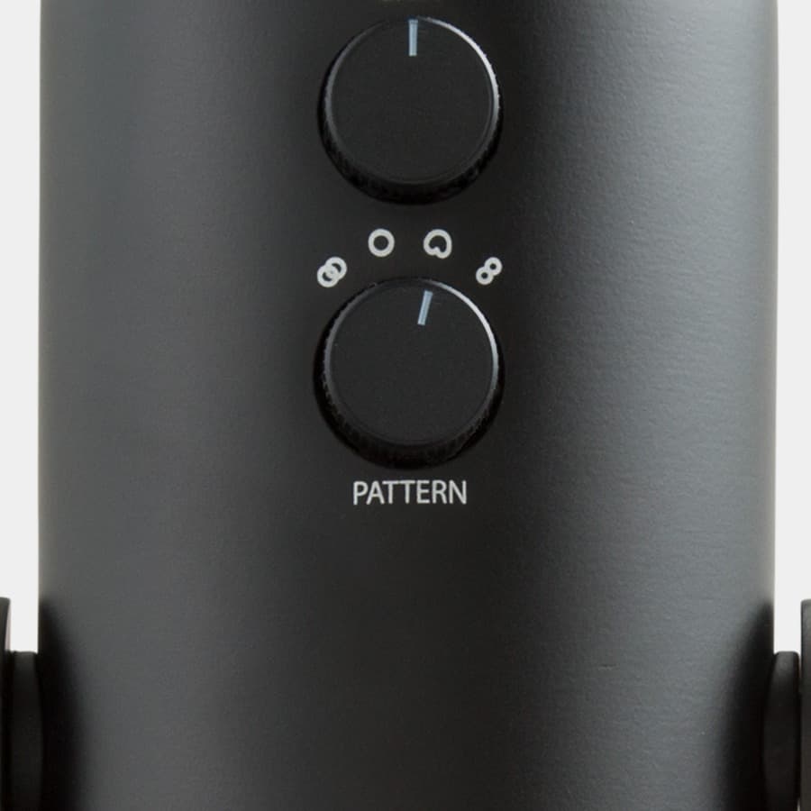 Logitech LA YETICASTER 988-000107 desktop USB microphone for podcasting and streaming