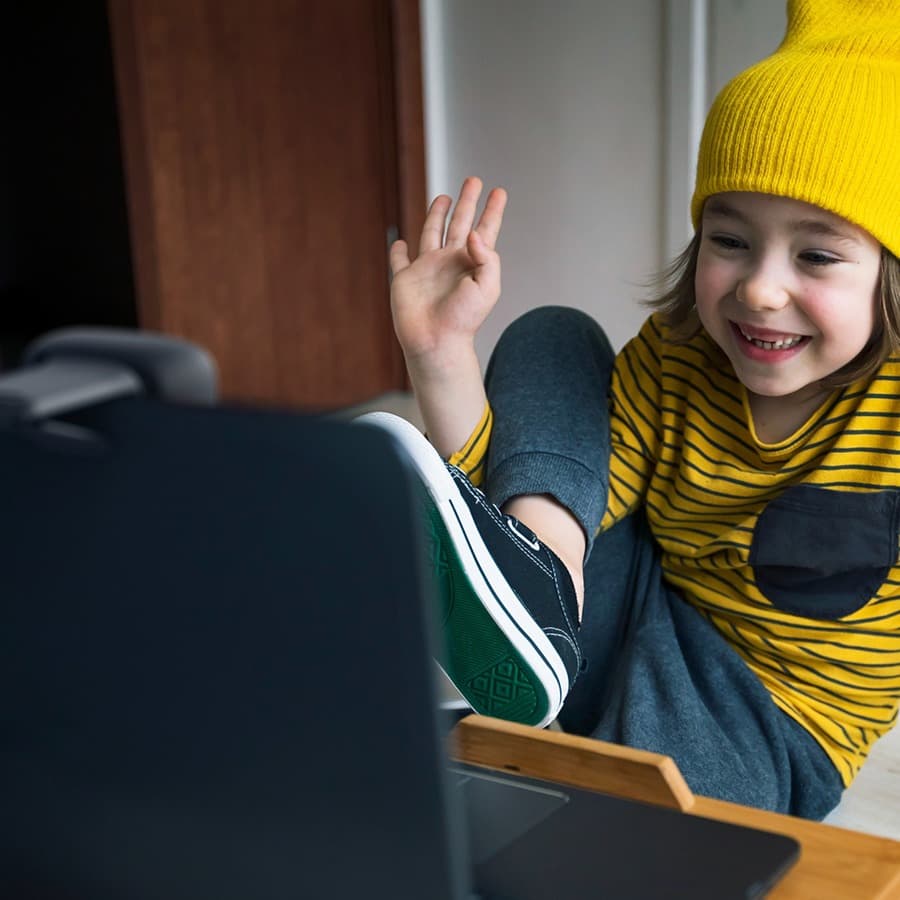 Logitech C505 HD webcam with USB-A cable for business video conferencing