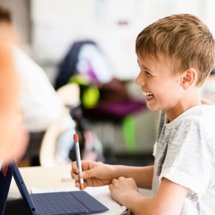 Blue Logitech Rugged Combo 3 case for iPad 7th 8th and 9th generation