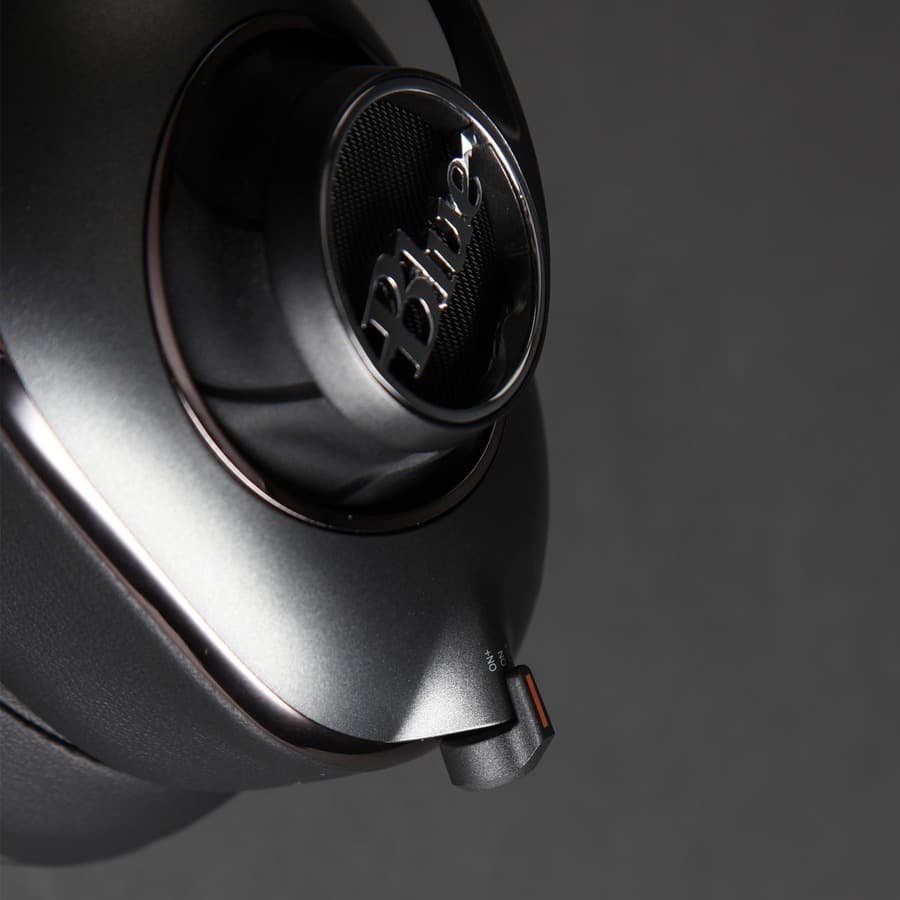 Black Blue Mix Fi studio headphones with over-the-ear binaural earcups and built-in audiophile amp