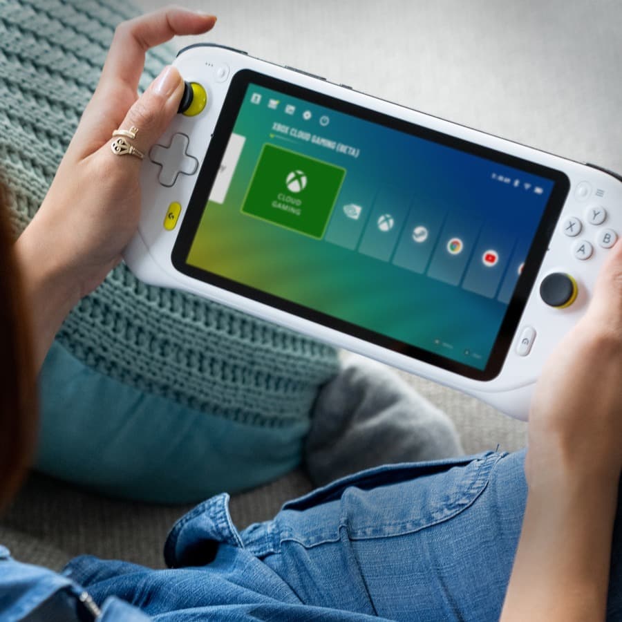 Logitech G Cloud Gaming Handheld portable device for cloud gaming