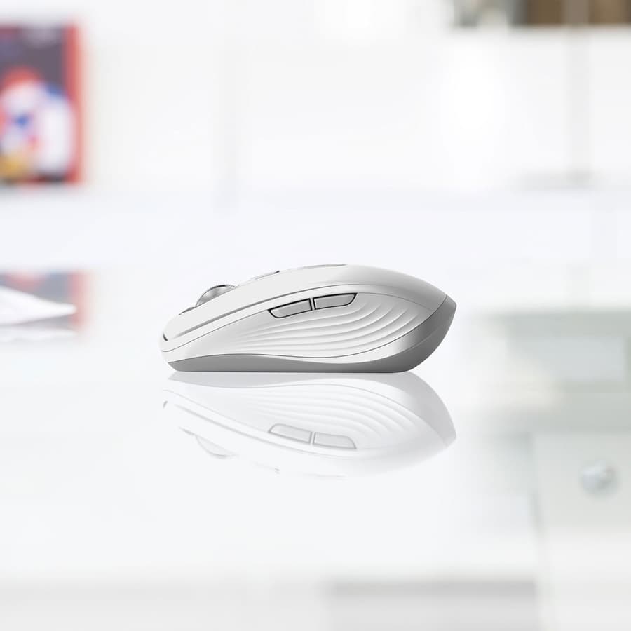 Logitech MX Anywhere 3 for Business in pale grey with Logi Bolt wireless connectivity