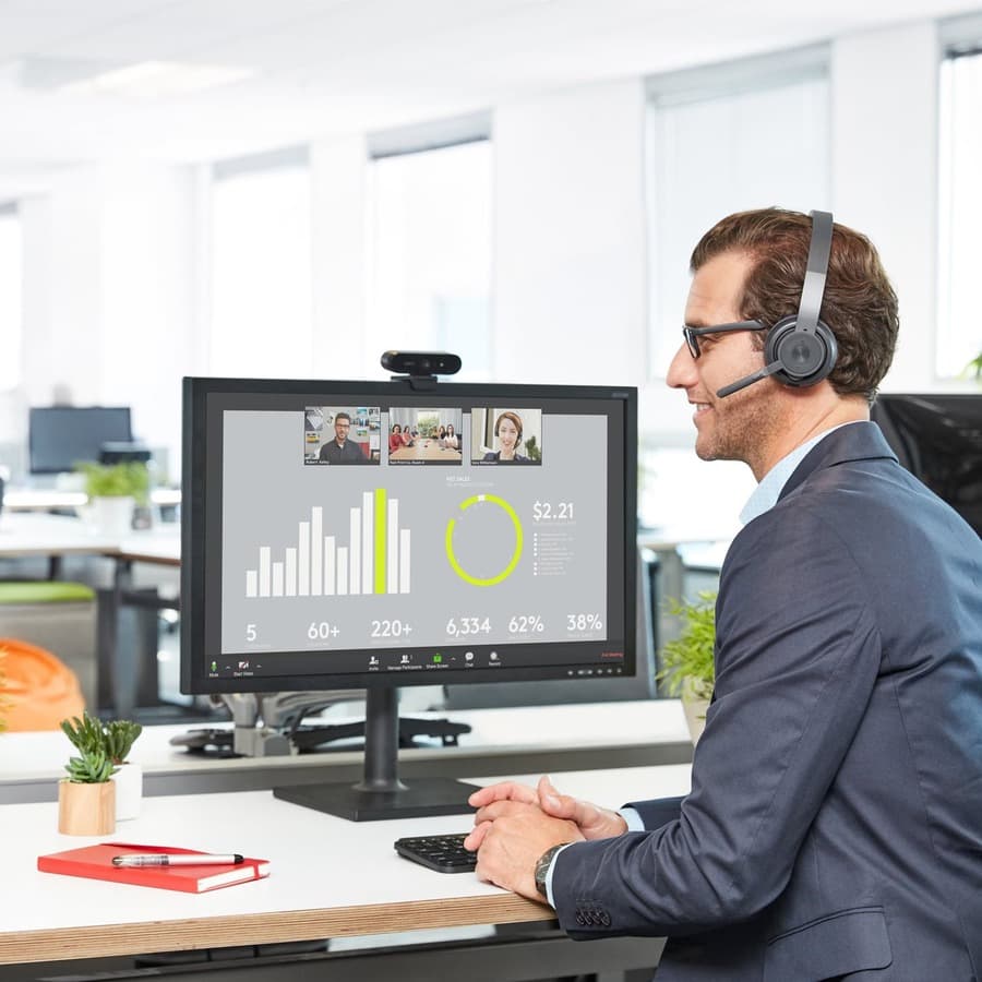 Logitech VC Zone Wireless and Brio webcam bundle for professional video collaboration