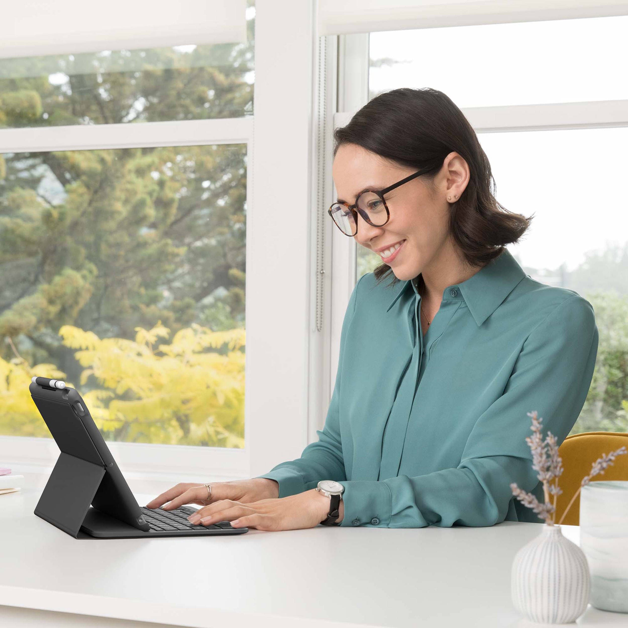 Logitech Slim Folio graphite keyboard case for iPad 7th, 8th, and 9th generation