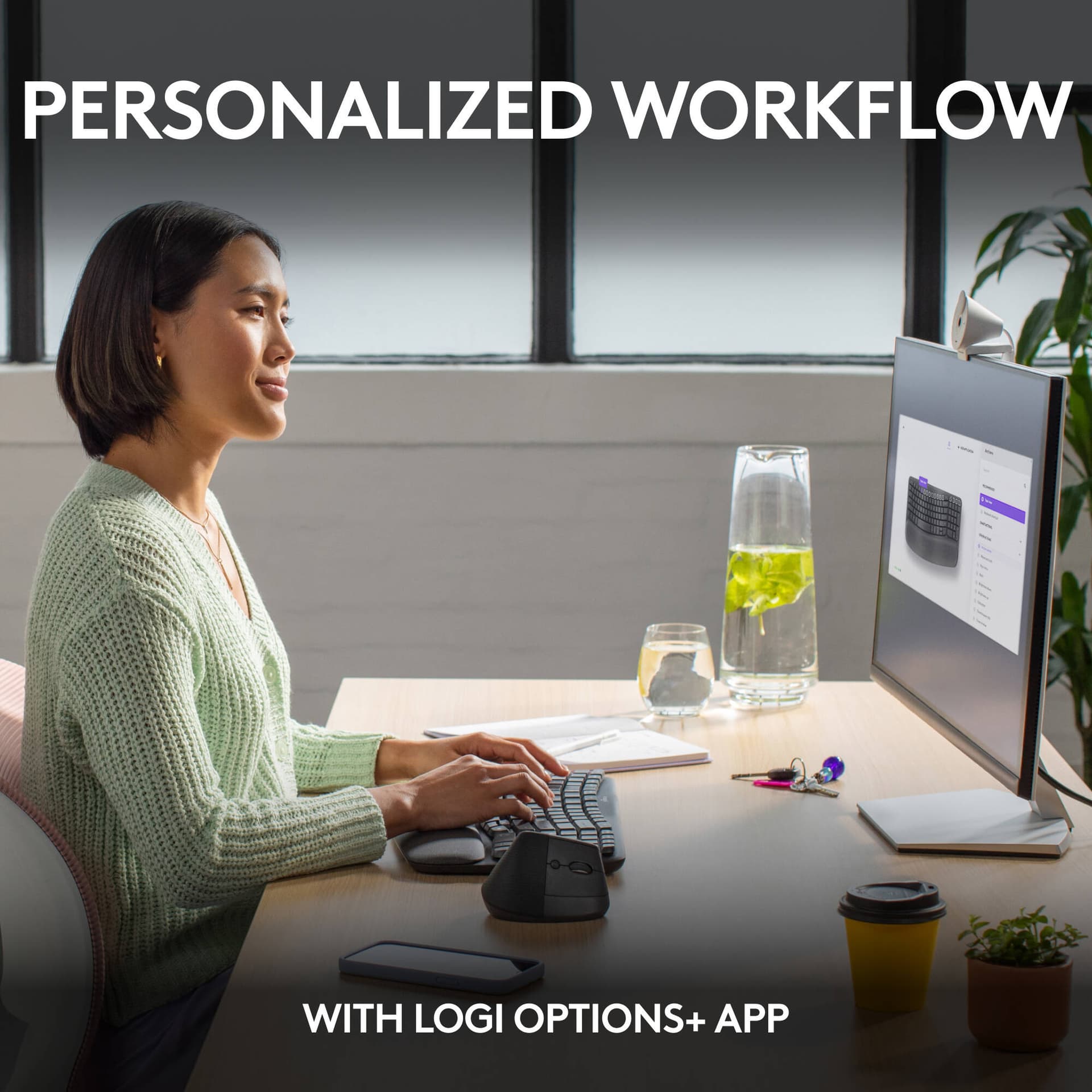 Logitech Wireless Wave Keys Keyboard in graphite, ergonomic wireless keyboard