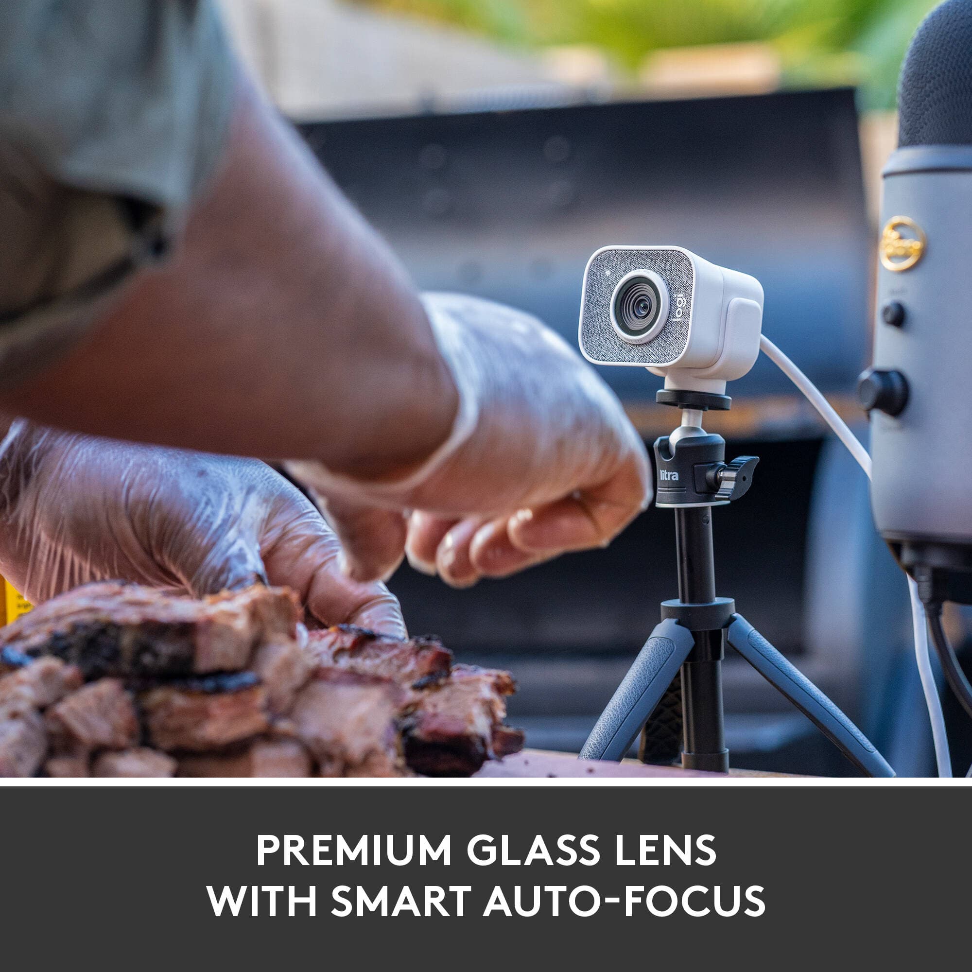 Logitech StreamCam Off White webcam for 1080p 60 fps streaming with USB 3.1