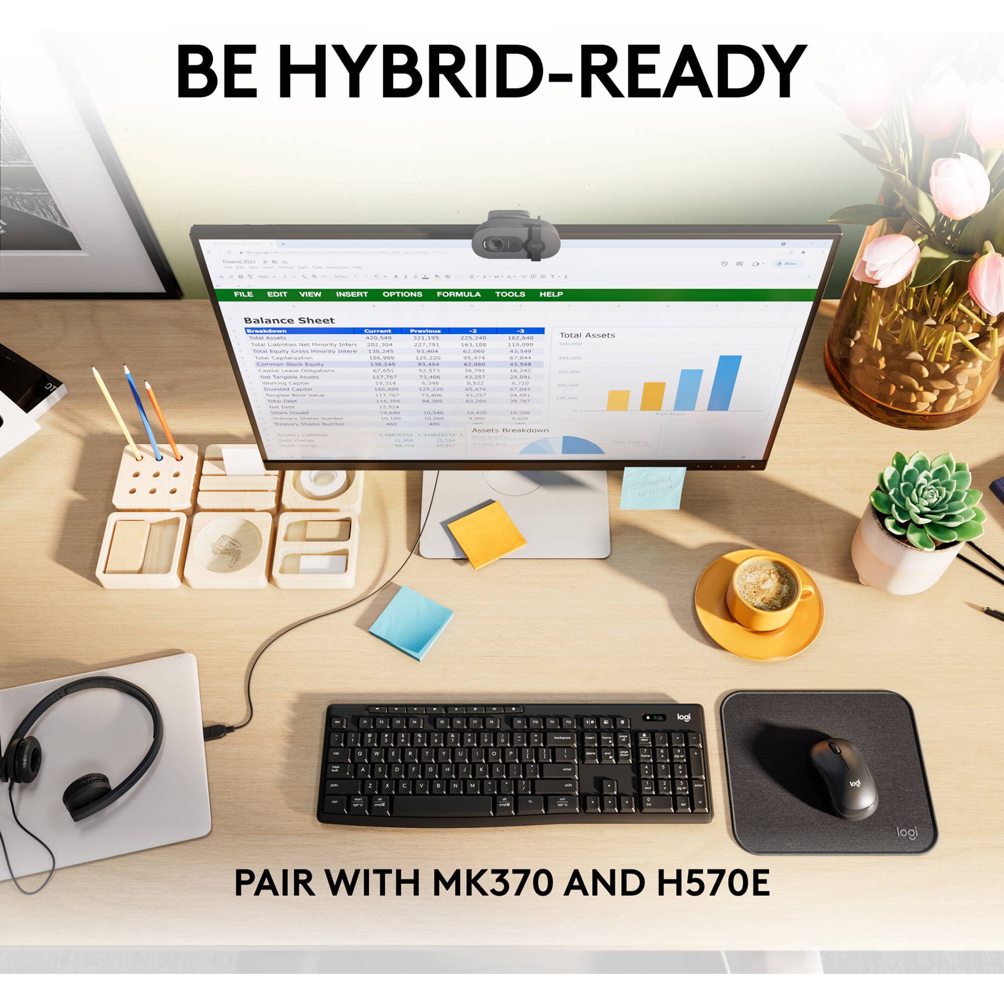 Logitech Brio 105 graphite webcam for 1080p business video calls