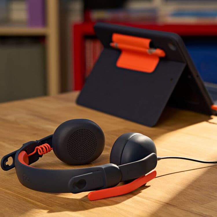 Logitech Zone Learn Headset USB-C on-ear wired headset for modern classroom and training devices