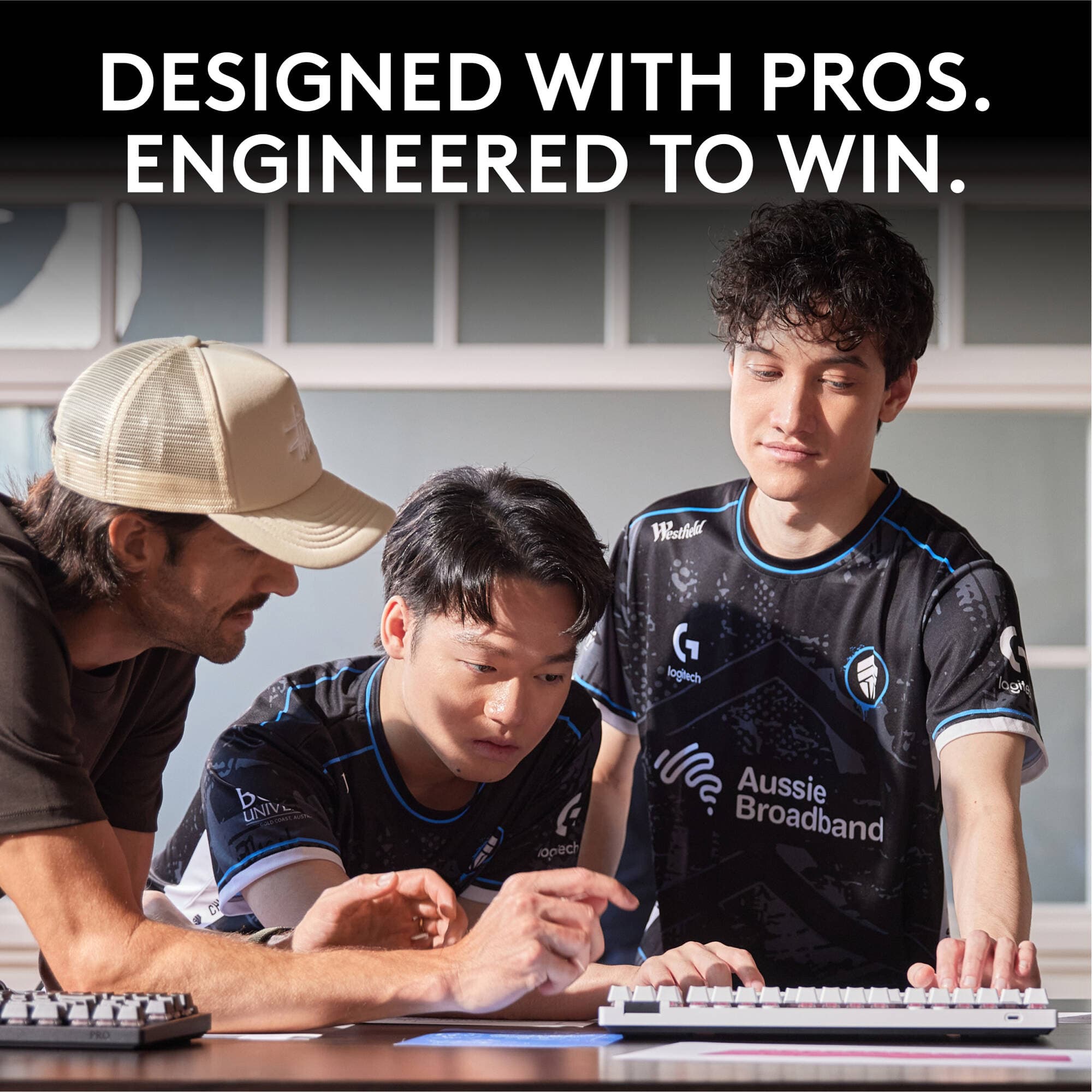 PRO X TKL Rapid White view 8